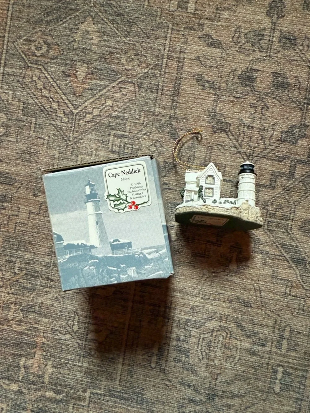 Vintage Harbor Lights 1996 Cape Neddick Maine Ornament
